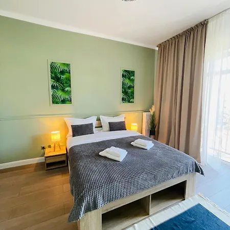Apartment Old Town De Luxe